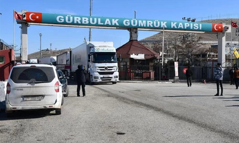 Σε "ομηρία" 13 Έλληνες αυτοκινητιστές στα σύνορα Τουρκίας-Ιράν